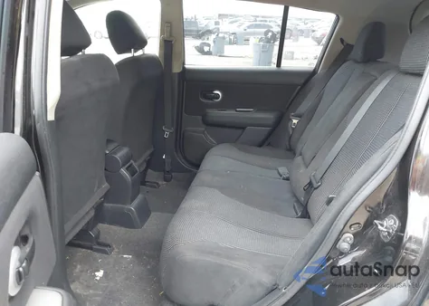 2011 Nissan Versa 1.8Sl z USA, uszkodzony, nr VIN 3N1BC1CPXBL515031